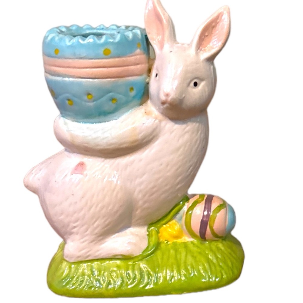 Peter Rabbit Easter Centerpiece - Picture 11 of 16